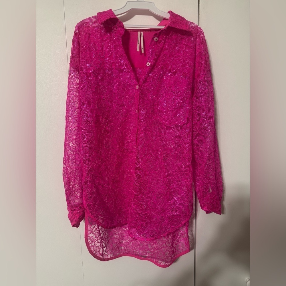 NWOT Anthropologie Fuchsia Lace Top, Medium